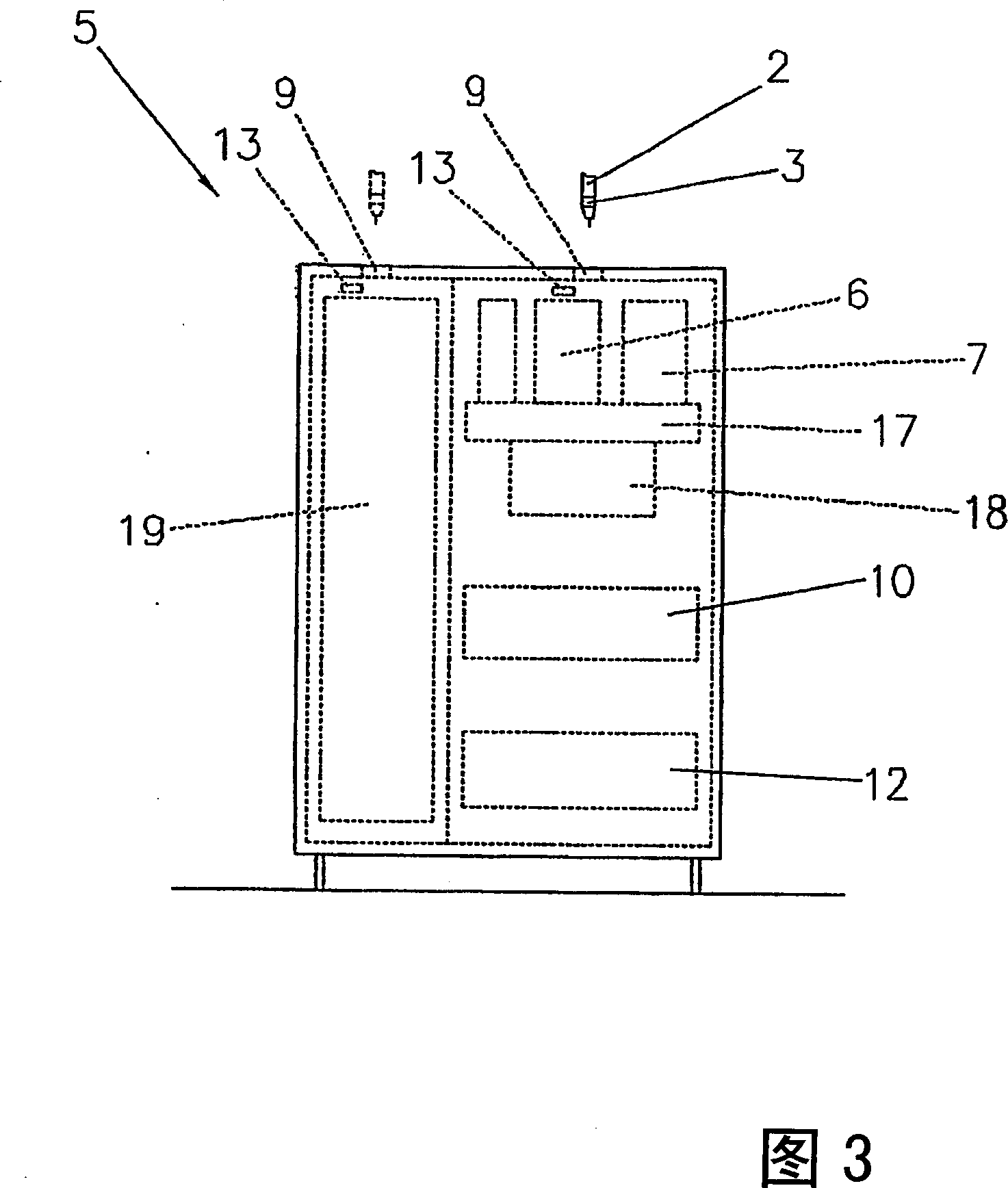 Cleaning device for cleaning welding torches