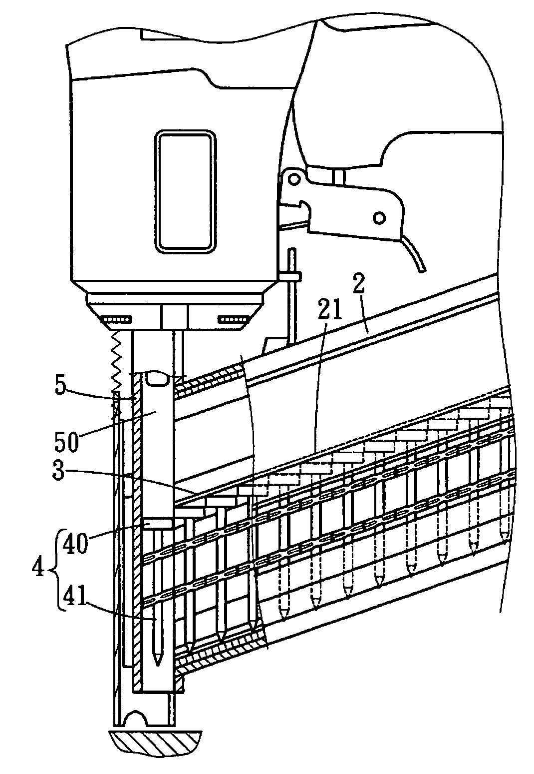 Magazine for receiving nails of different lengths