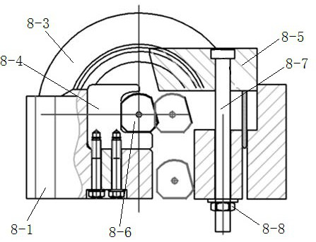 A shield machine with robot tool changing function