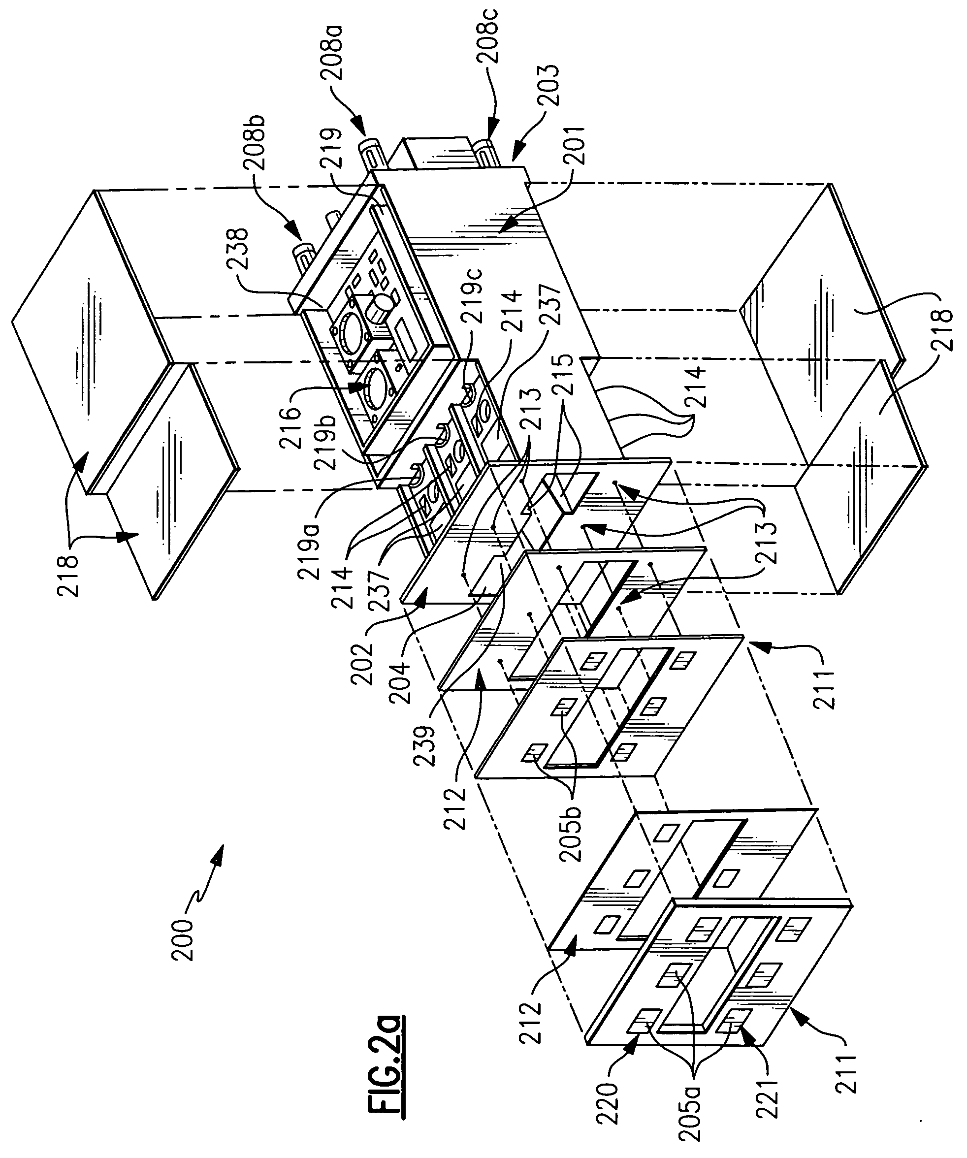 Line-replaceable transmit/receive unit for multi-band active arrays