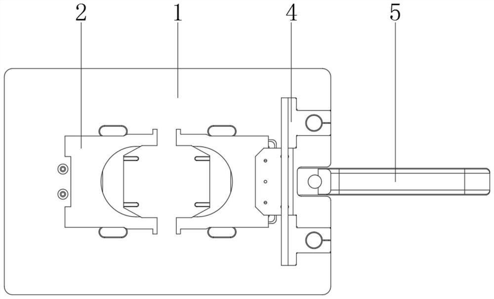 Automatic wafer conveying device