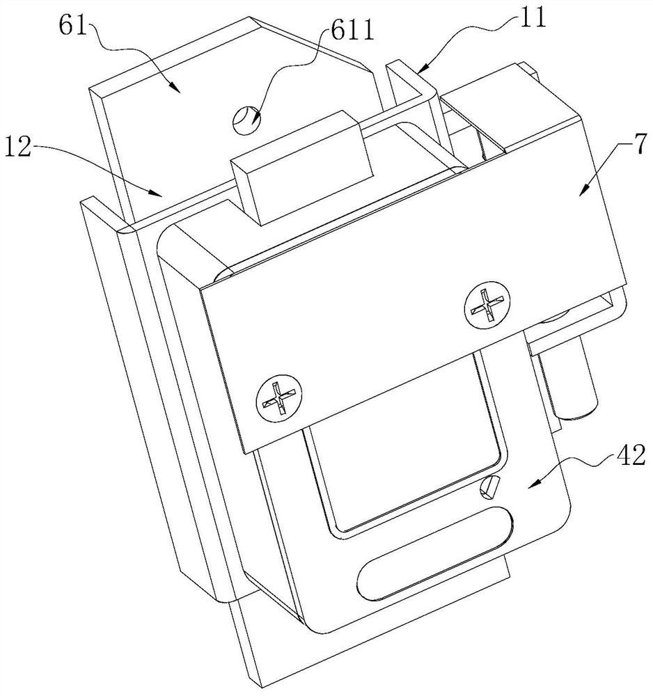 Safe security door structure and safe