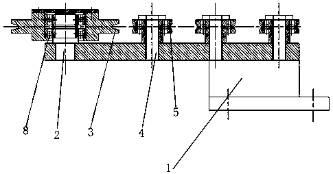 Combined type straightening deformer for wire drawing of rare earth steel strands