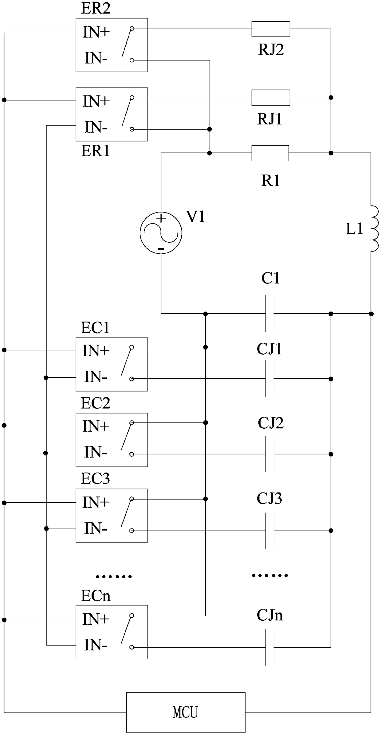 Environment adaptive low-frequency RFID reader and resonance parameter adjusting method thereof