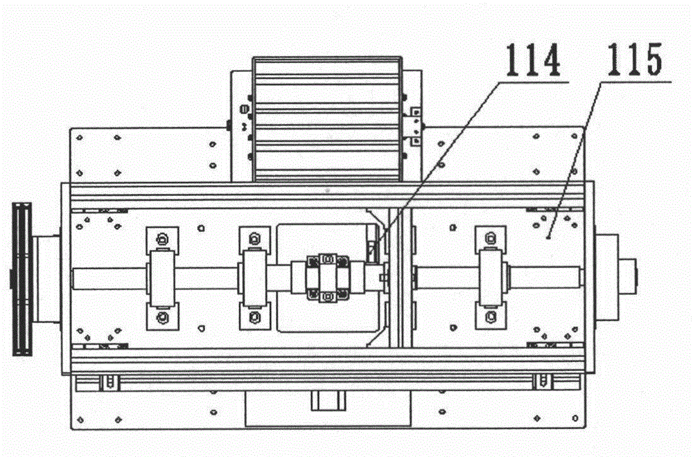 Puncturing and compacting device for carbon fiber three-dimensional fabric forming