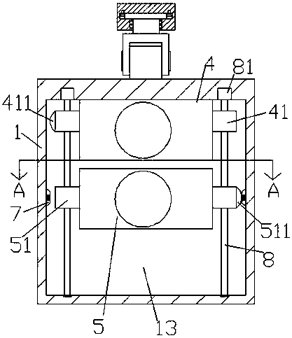 A traffic signal indicator device