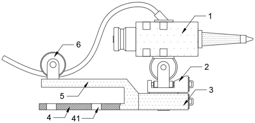 Welding head rotating equipment for laser welding and using method thereof