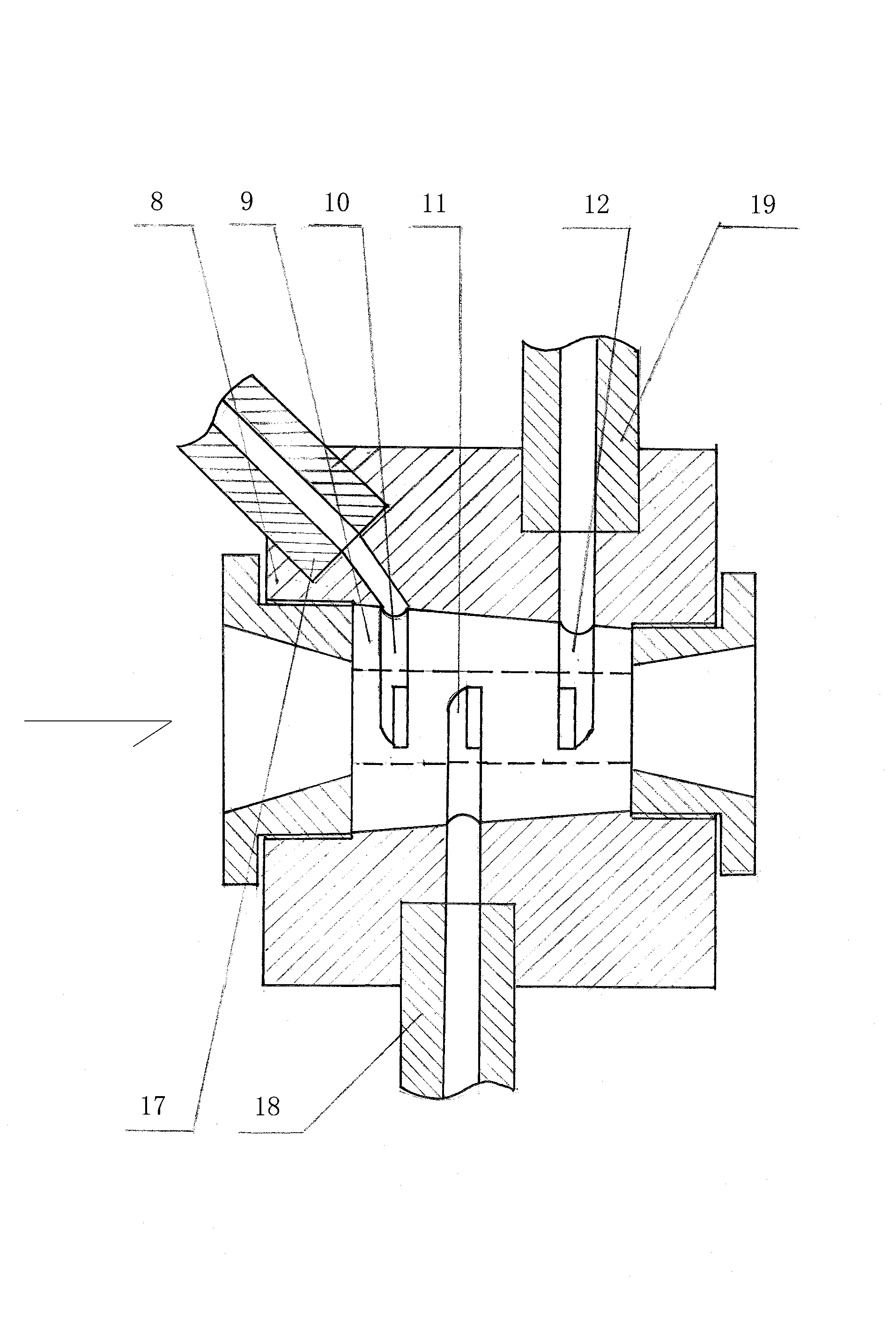 Security type self-temperature-limiting heat tracing band free of scald by boiling water and manufacturing device and manufacturing method thereof