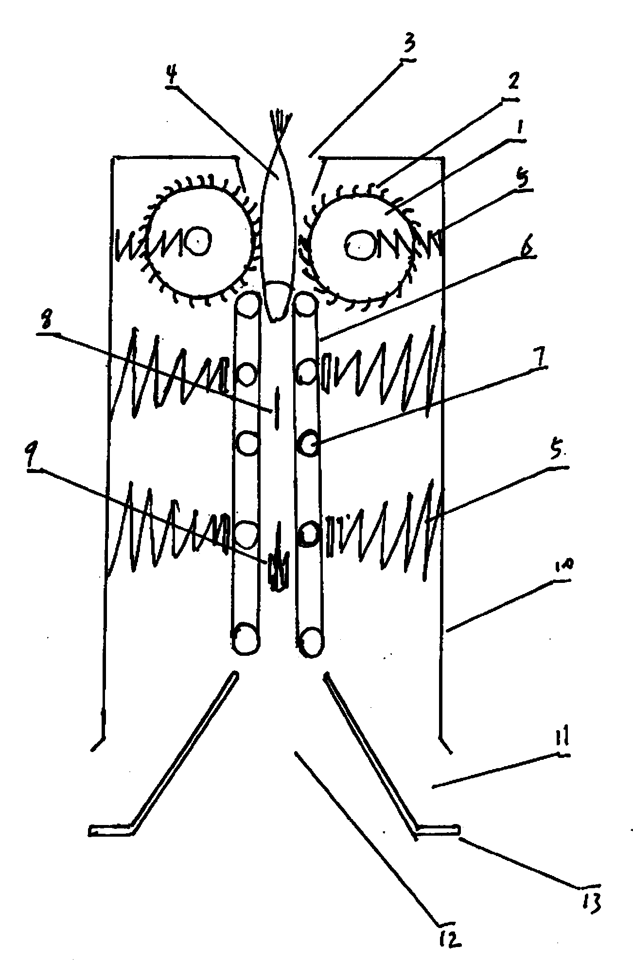 Full-automatic fish descaling and cutting processor