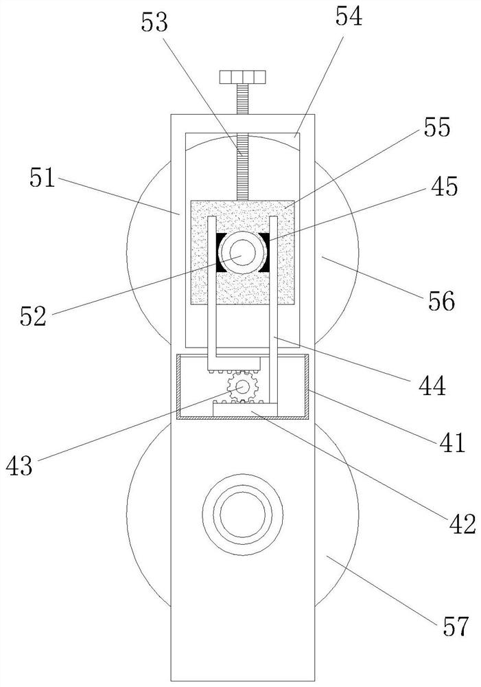 Device and method for automatically measuring quantity and length of cloth