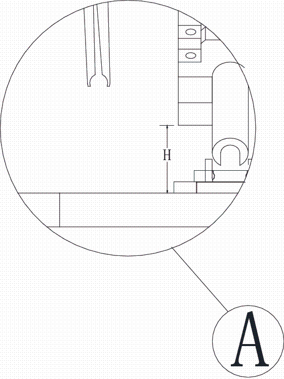 Two-way automatic feeding device