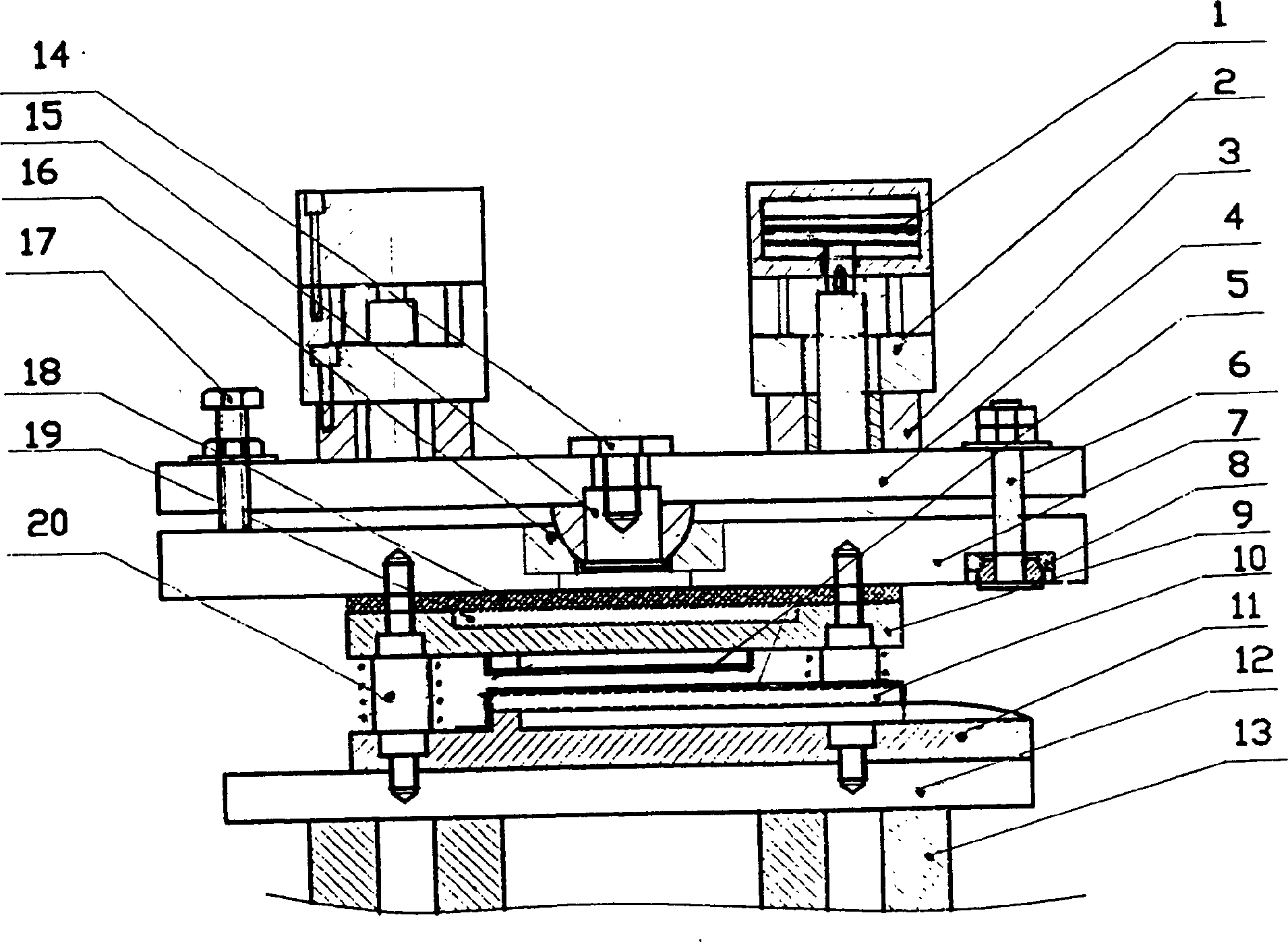 Heat-sealing apparatus for bag-making machine