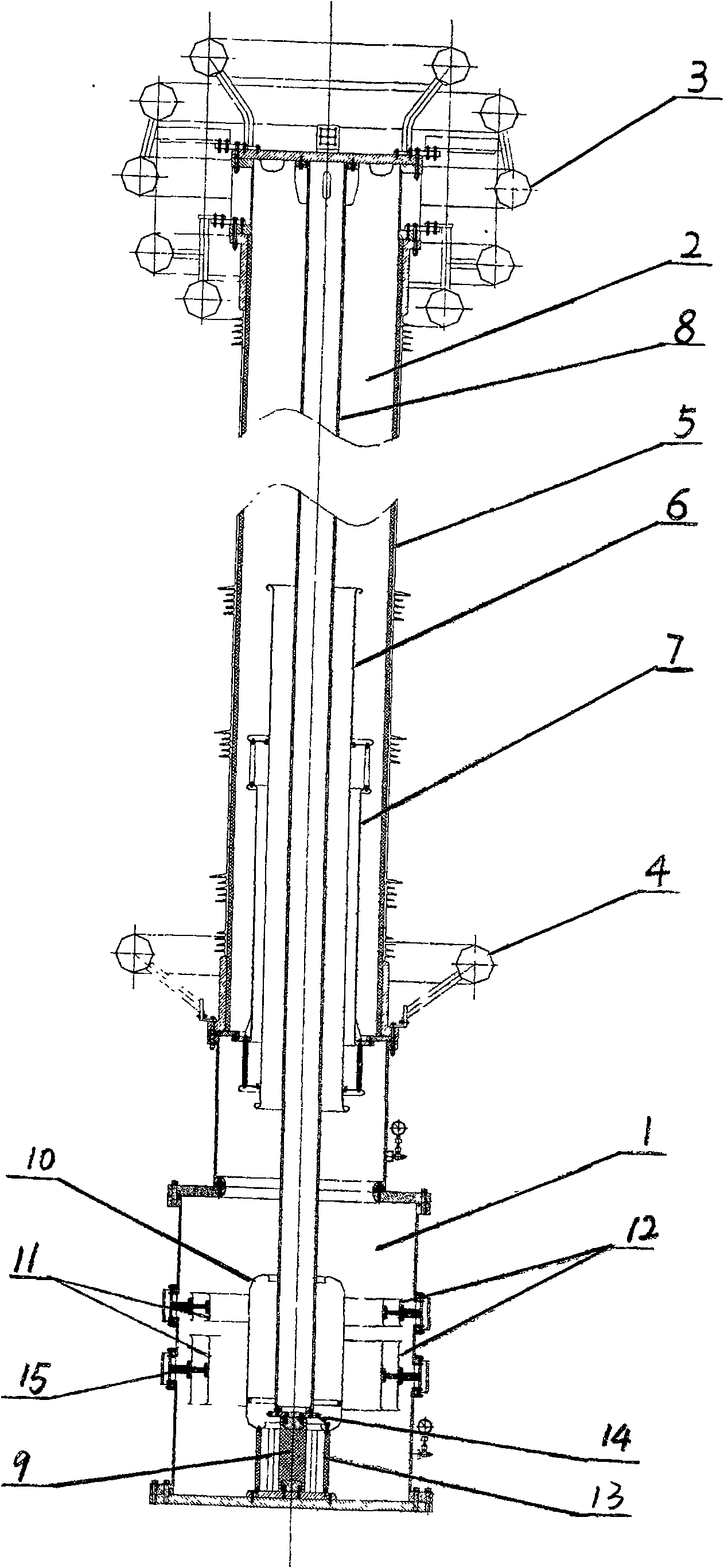 Extra-high voltage reference capacitor