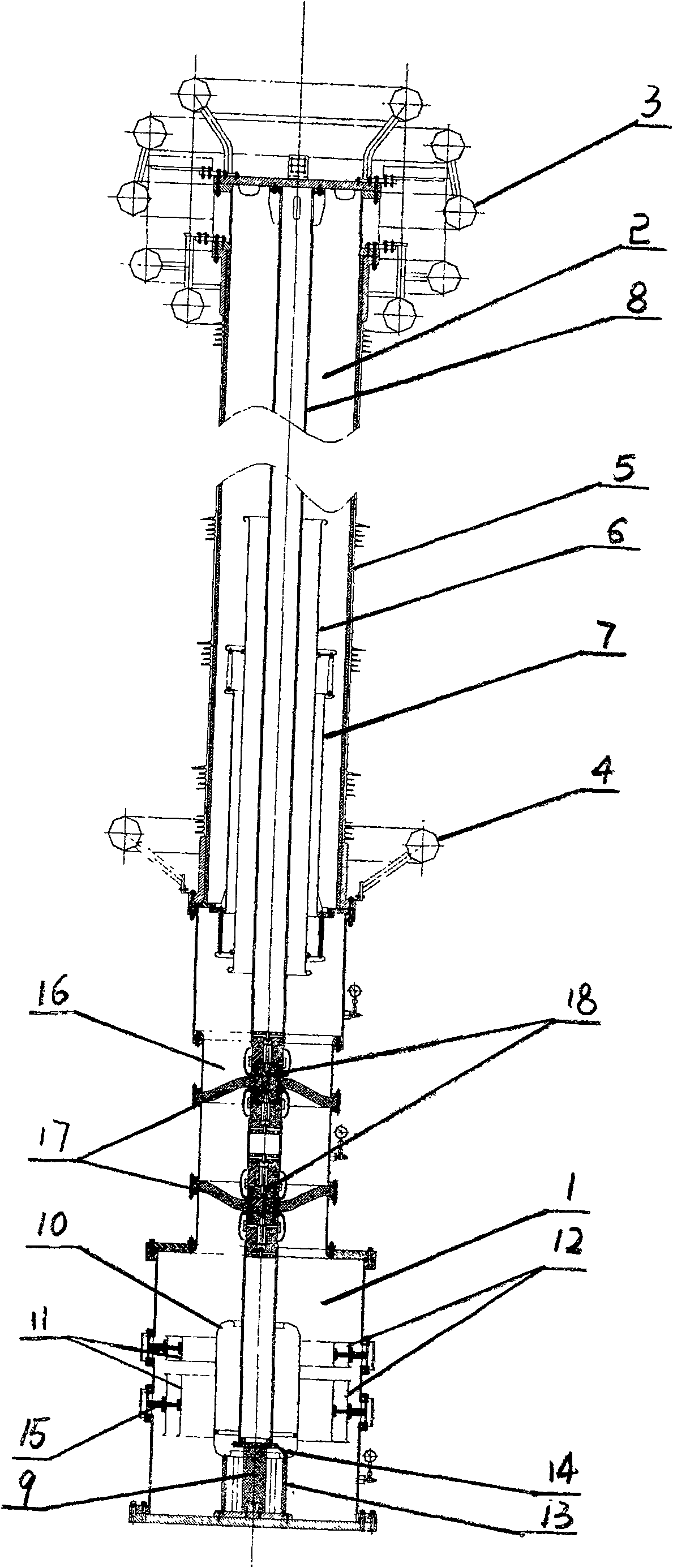 Extra-high voltage reference capacitor