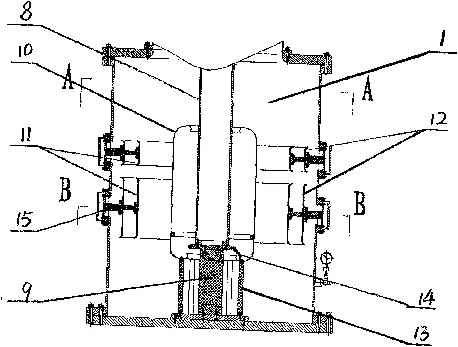 Extra-high voltage reference capacitor