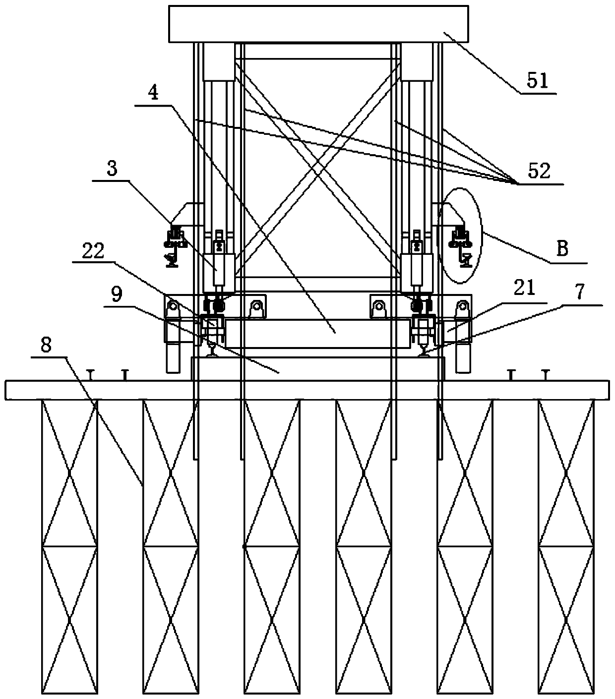 Self-walking prepressing device suitable for cast-in-place beam supports and prepressing method of self-walking prepressing device