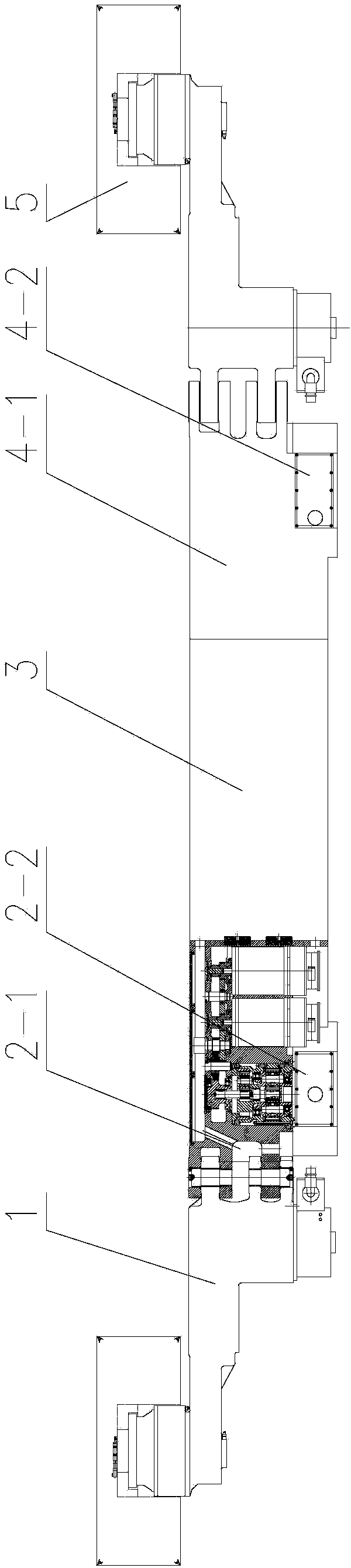 Coal mining machine with double-motor-driven traction section