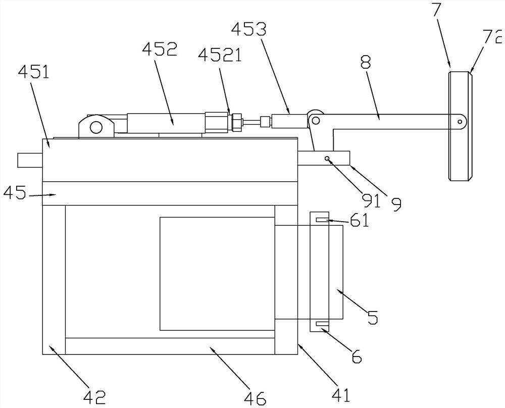 Novel cold heading device for automobile bolt machining