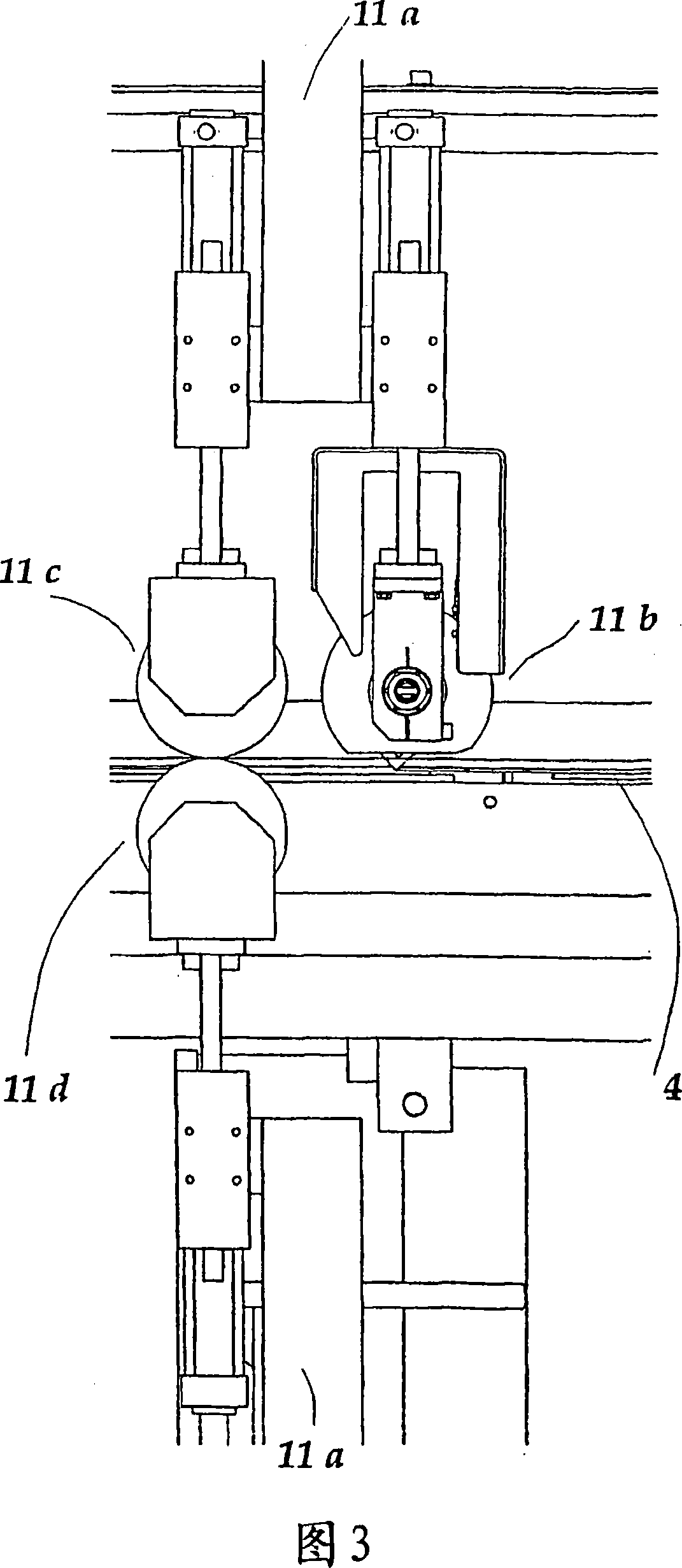 Process and device for processing a film web