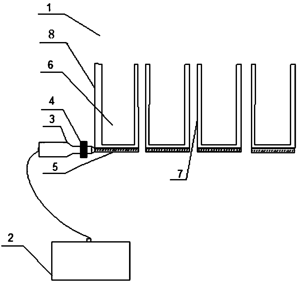 Ultrasonic quenching device capable of online decoking and application thereof