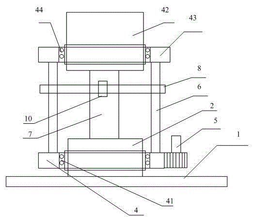 Insulation pillar cleaning device