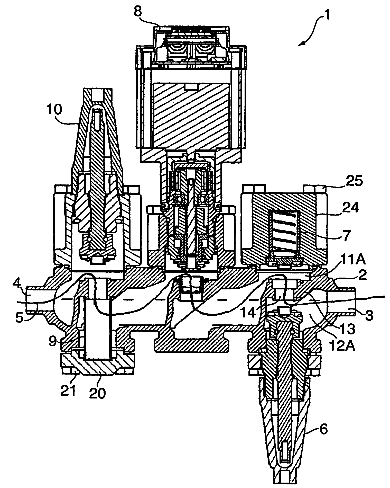 Refrigerant valve arrangement