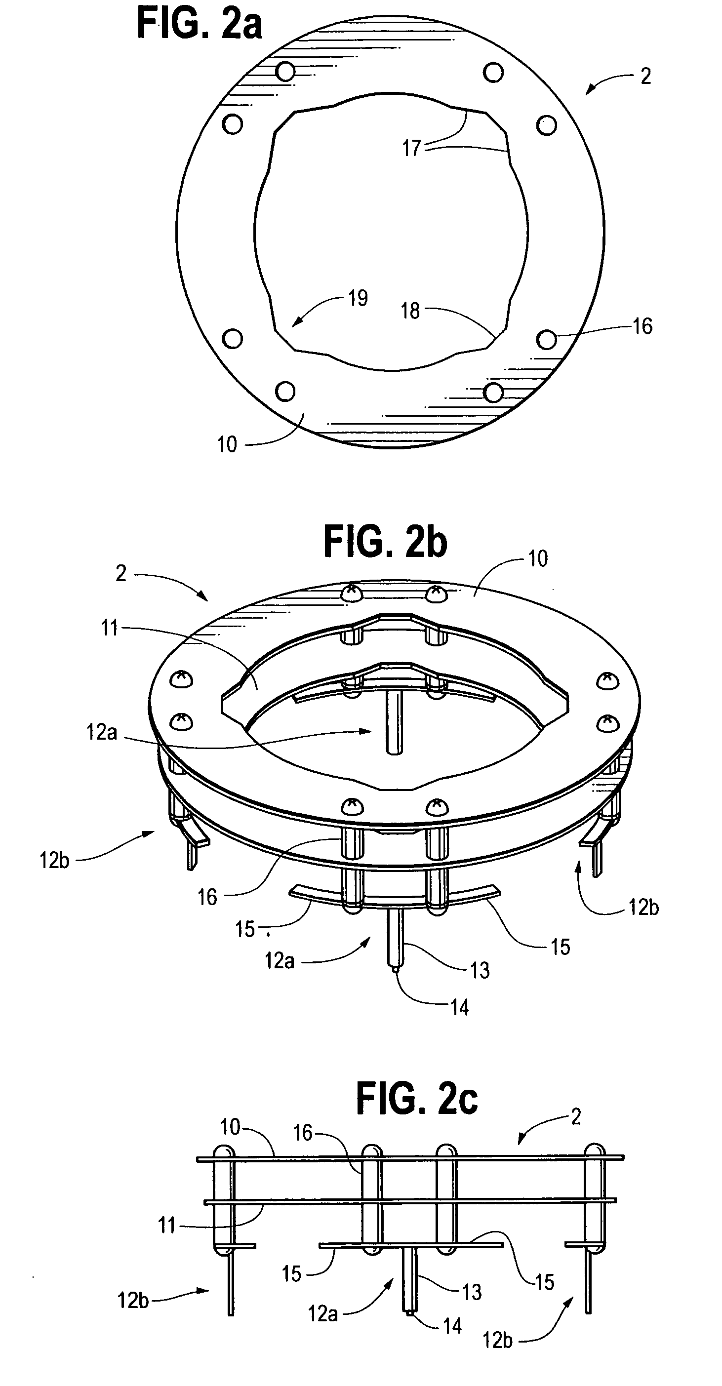 Antenna element, feed probe; dielectric spacer, antenna and method of communicating with a plurality of devices