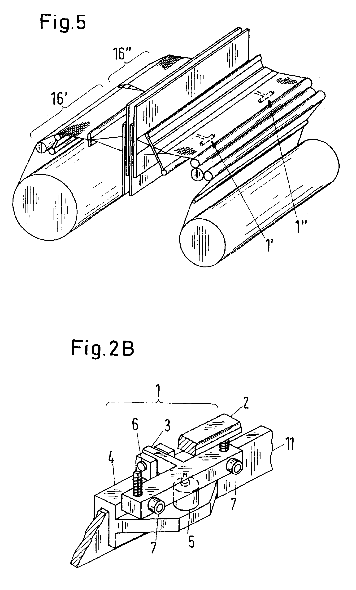 Measuring apparatus for measuring the cloth tension in a weaving machine and a weaving machine with a measuring apparatus of this kind