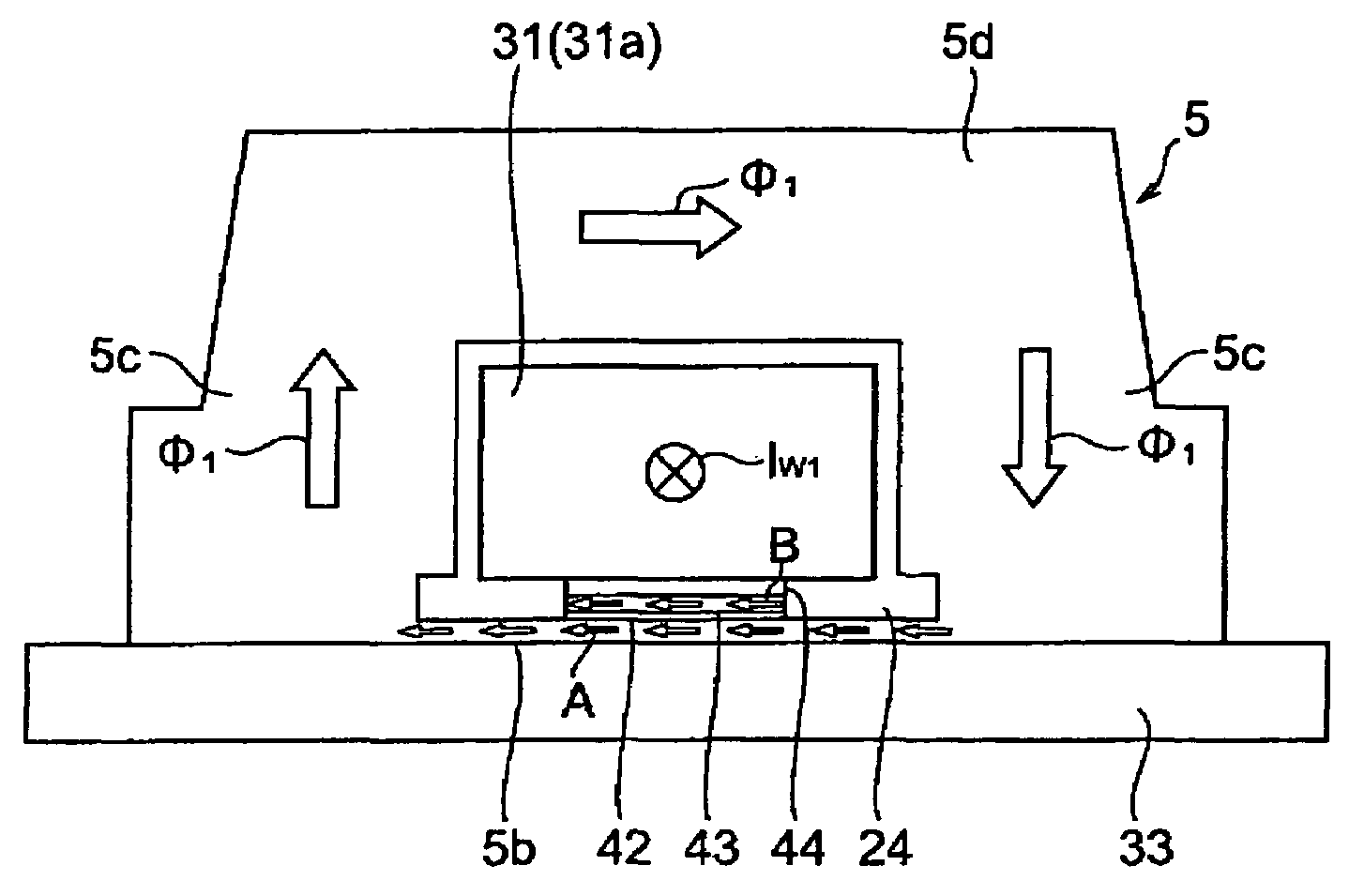 Magnetic memory using spin injection flux reversal