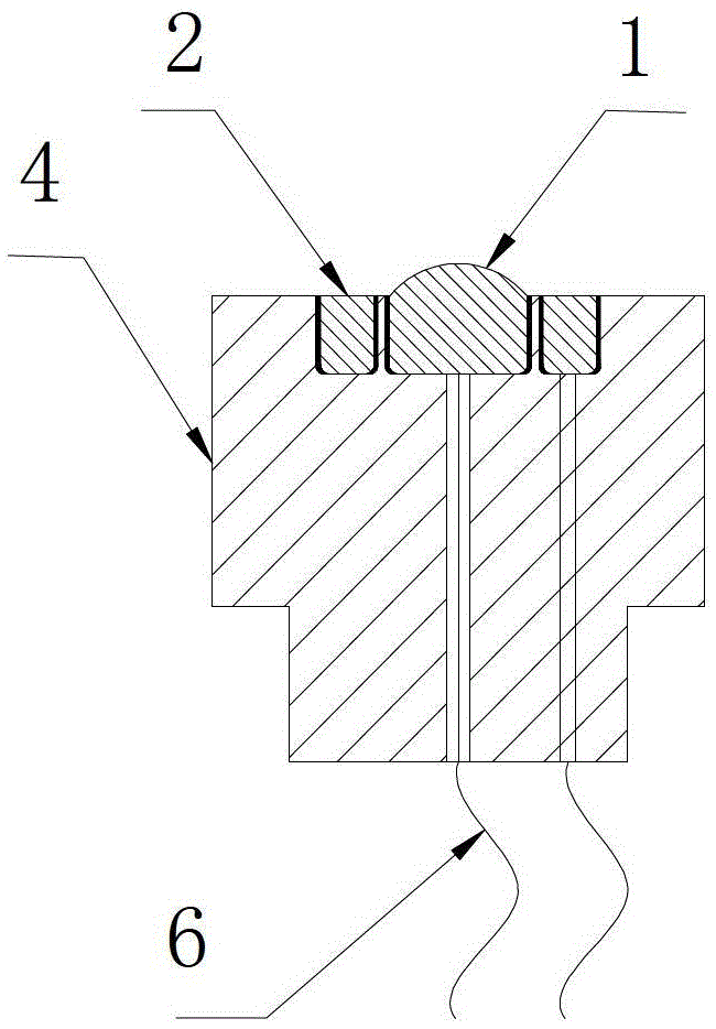 A non-conductive medium film thickness on-line detection device of a coplanar capacitive sensor