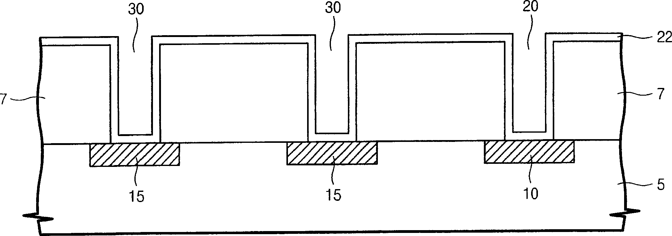 Semiconductor device with analog capacitor