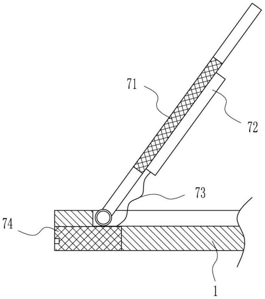 A flat plate fixing device with heat dissipation function