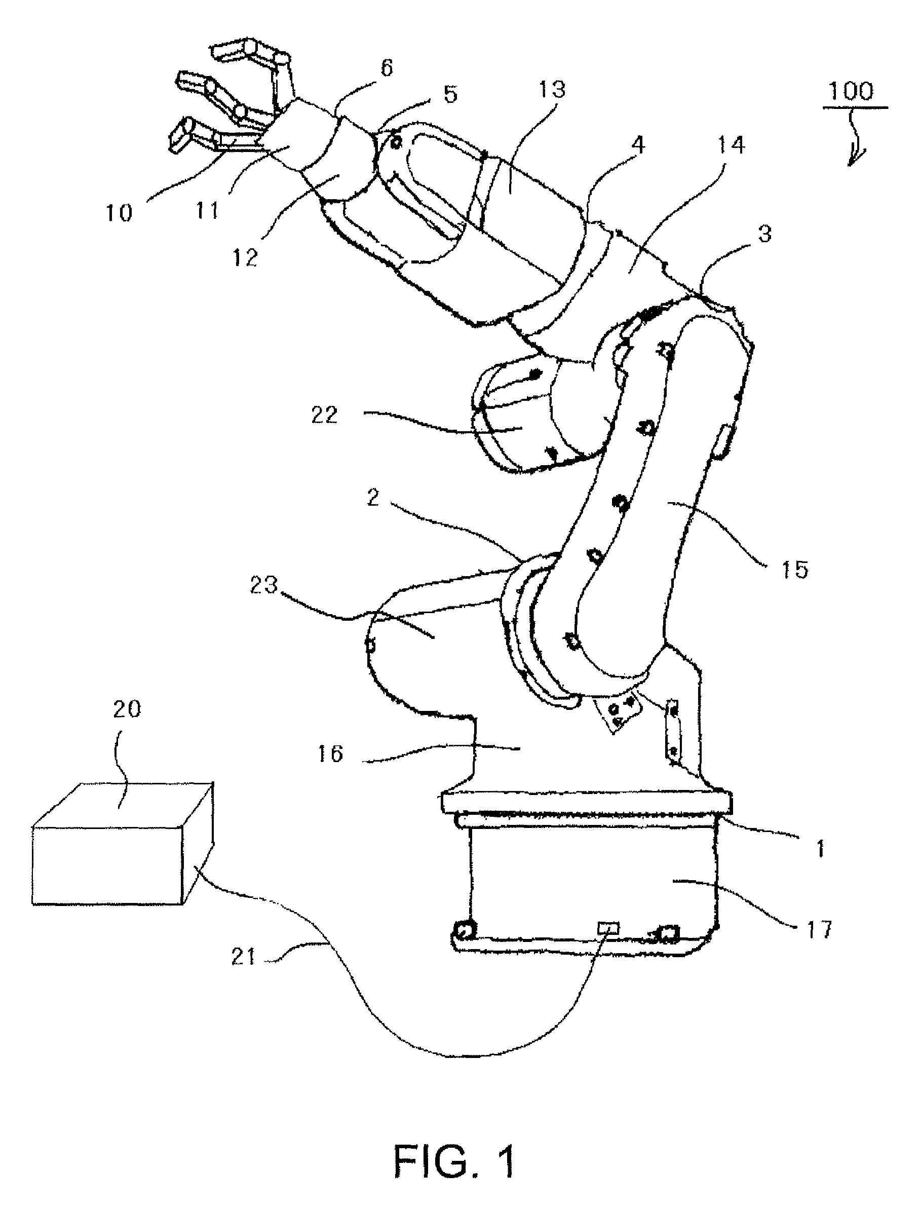 Rotating device and robot arm device