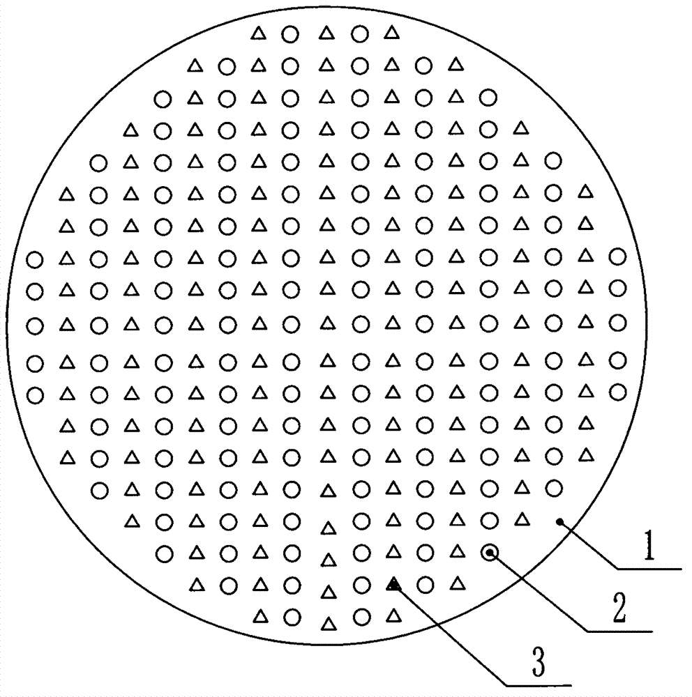 Spinneret plate for spinning