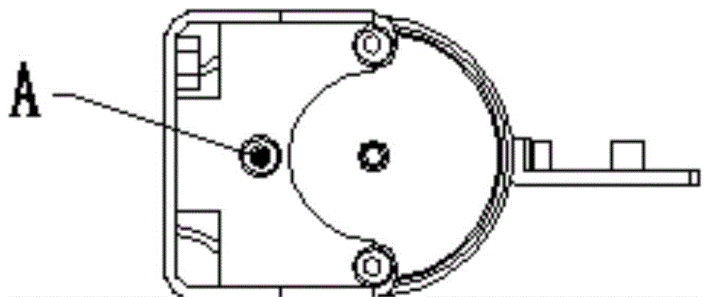 Swing gate movement with damping and flexible fixation