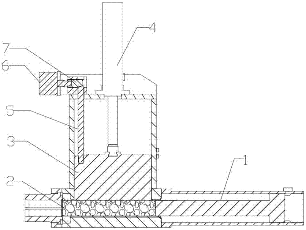 An extrusion machine with an adaptive locking mechanism