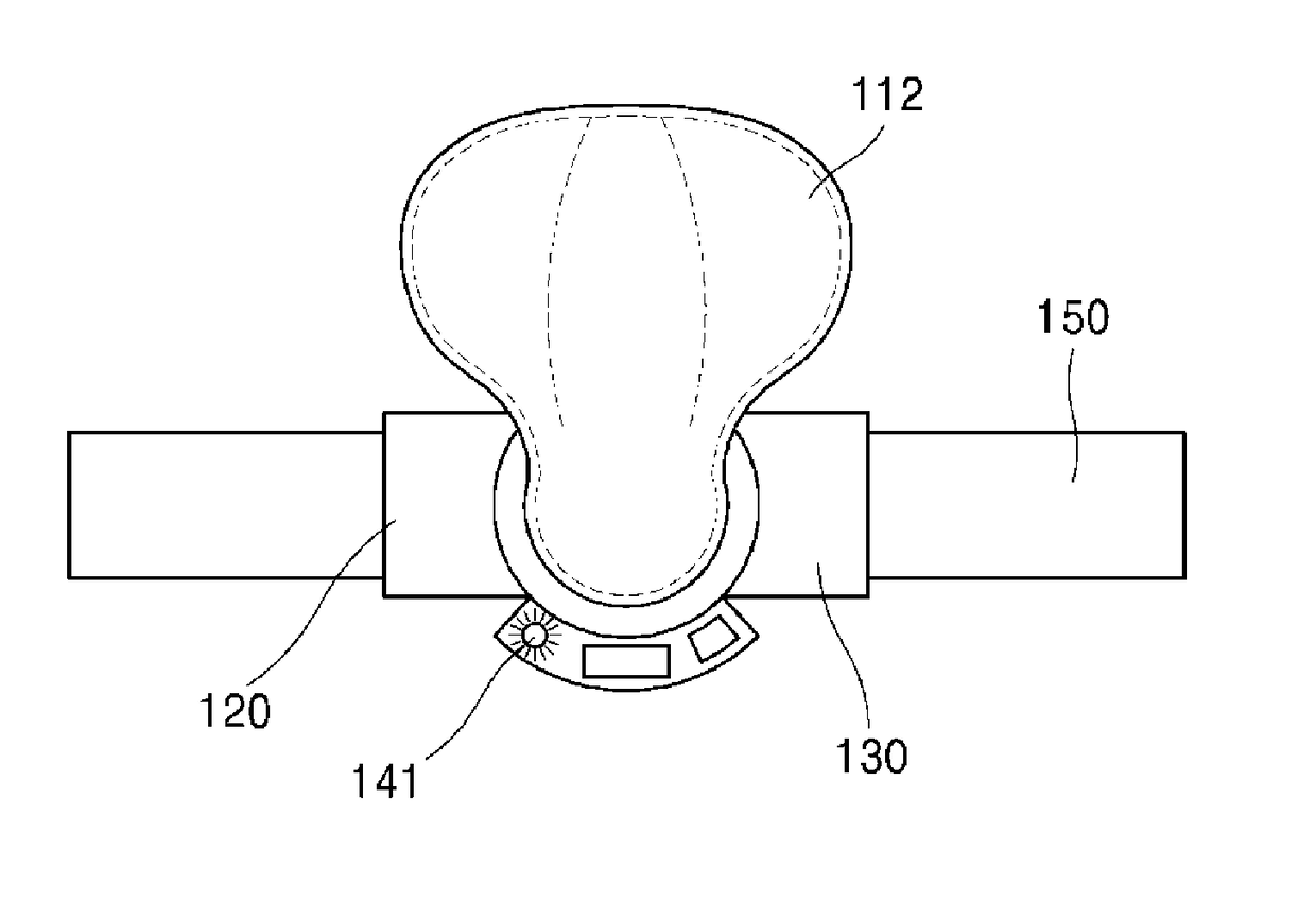 Apparatus for saving drowning children and system comprising the same