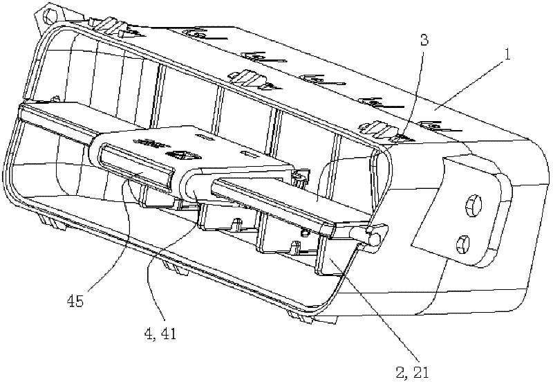 Intermediate air outlet of automobile instrument panel