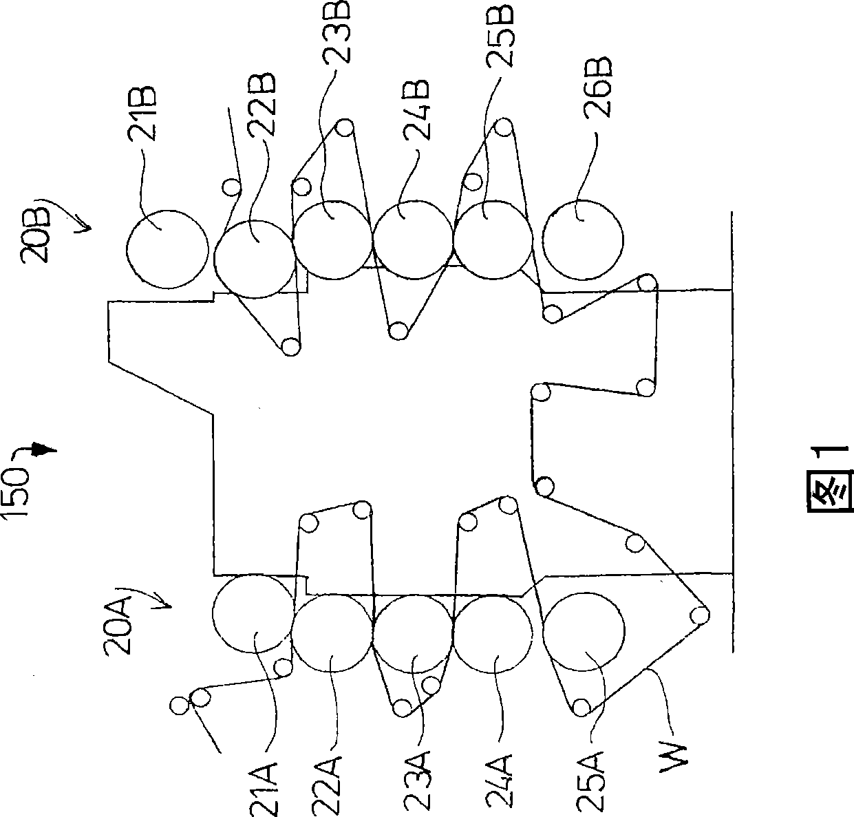 Method in a multiroll calender, a multiroll calender and a method for loading a calender roll of a multiroll calender and a multiroll calender