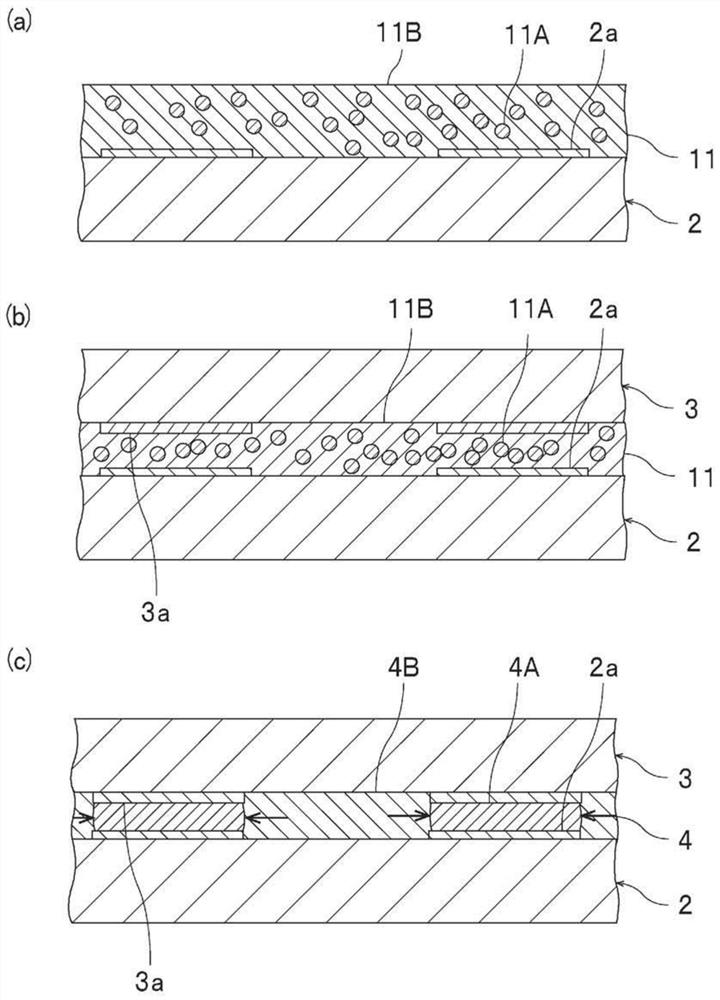 Conductive material and connecting structure