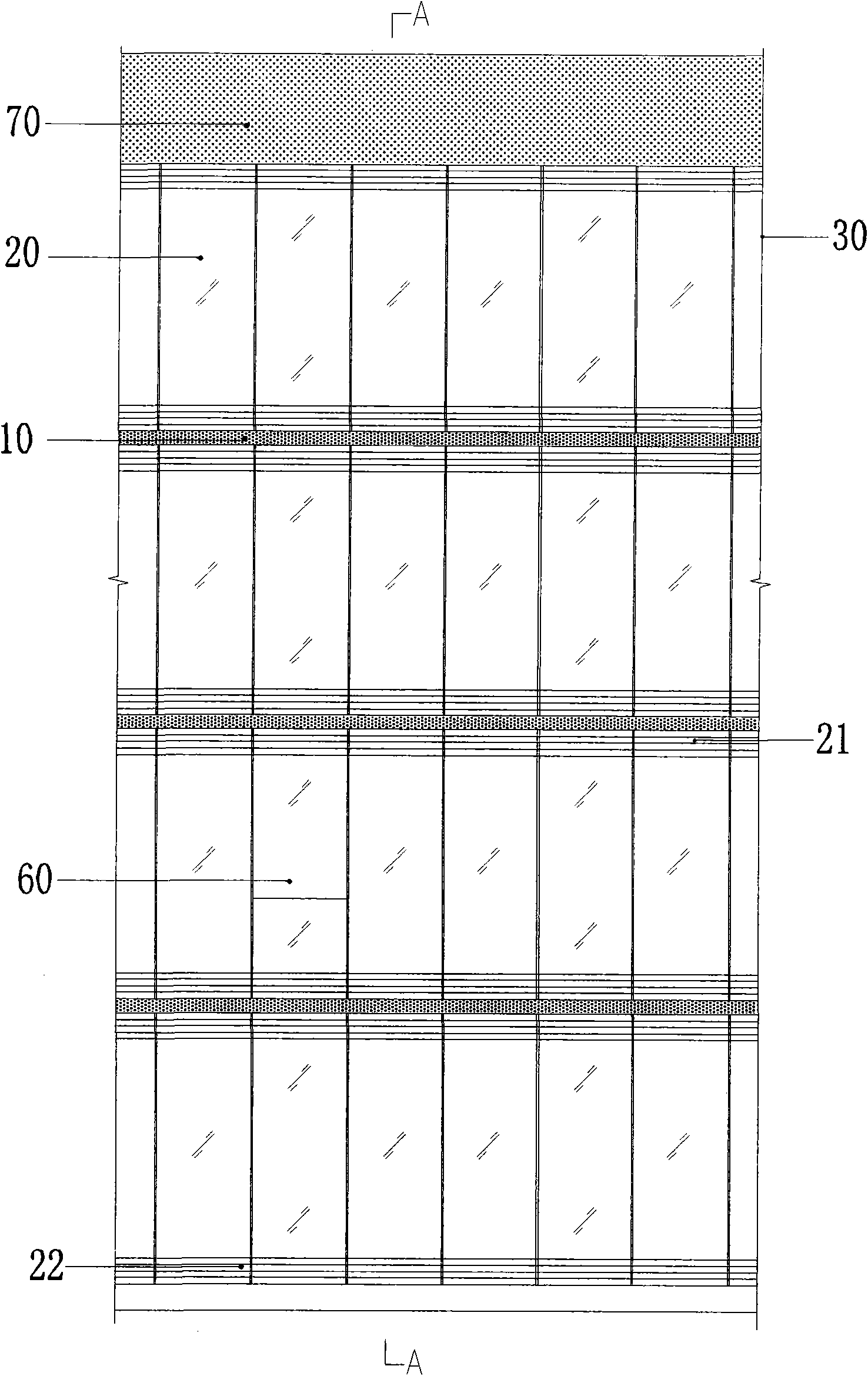 Safe and economic double curtain wall borne by building structure