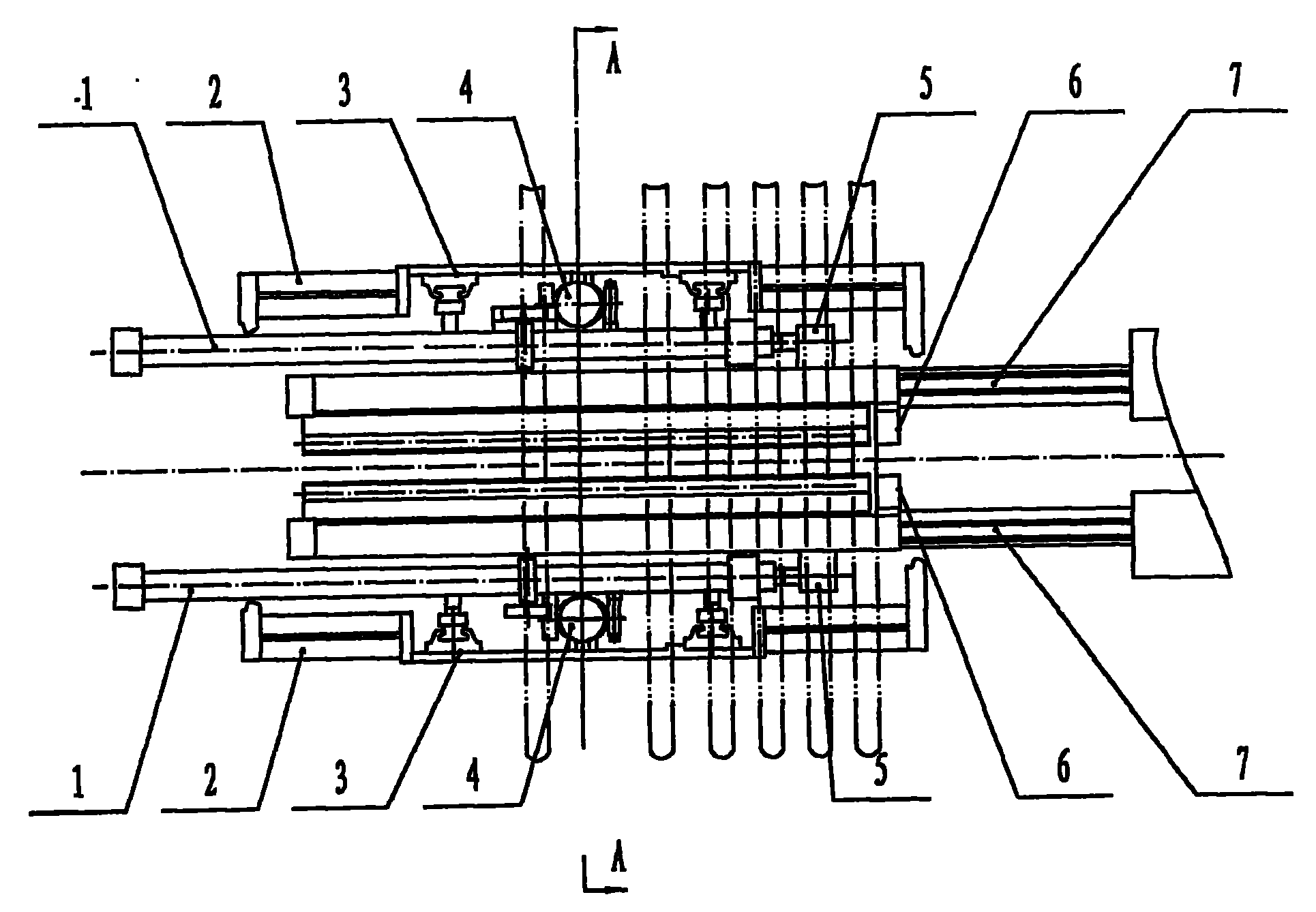 Abrasive wheel saw clamping mechanism