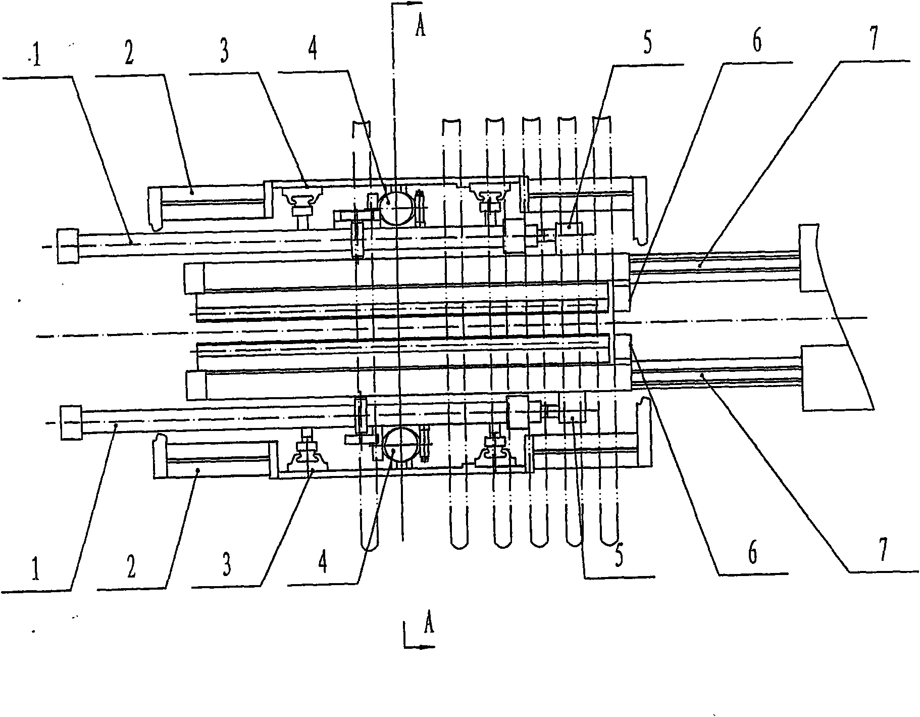 Abrasive wheel saw clamping mechanism