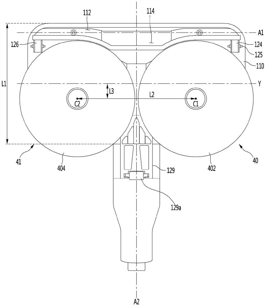 Nozzle of cleaner and method for controlling same