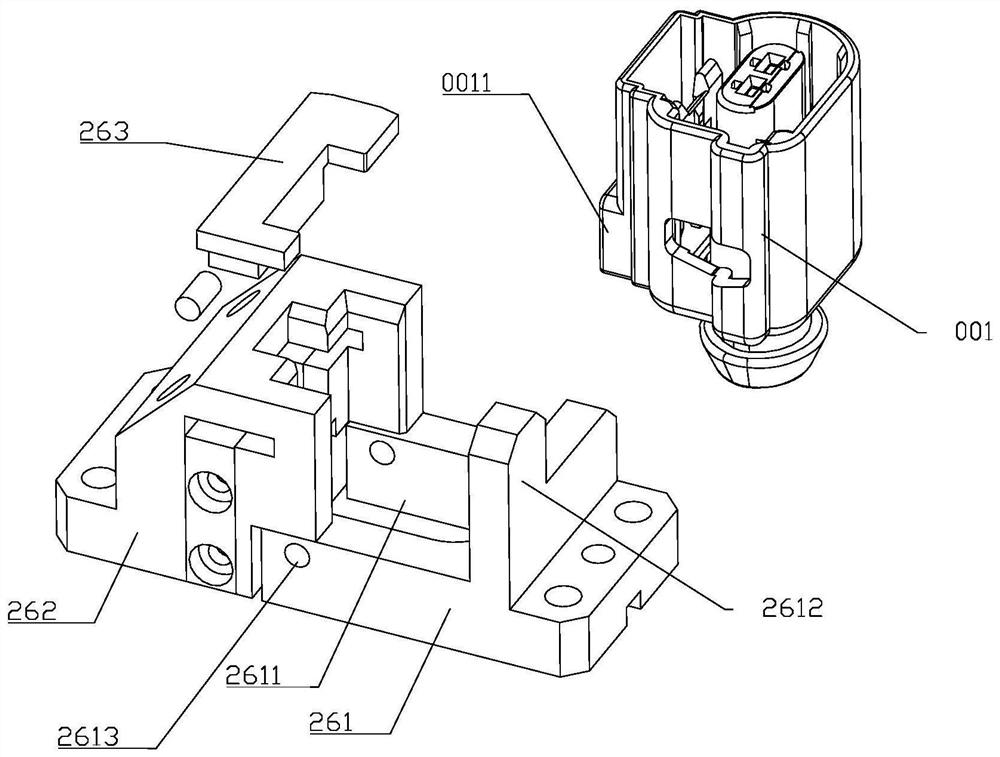 A kind of automatic assembly equipment and assembly method of automobile wire harness connector