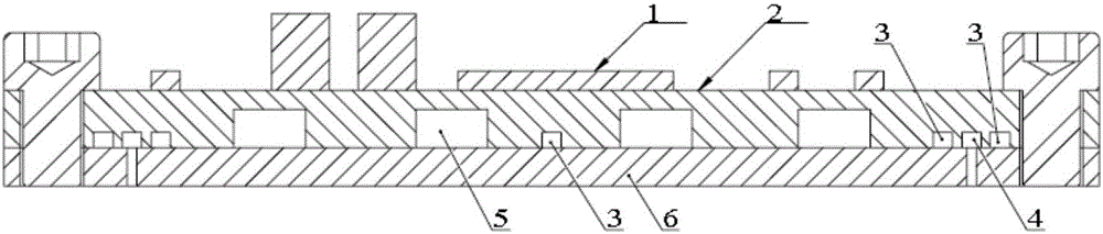 Electronic system self-radiating structure