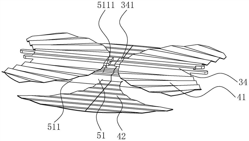 A lighting device that is convenient to adjust the illumination range