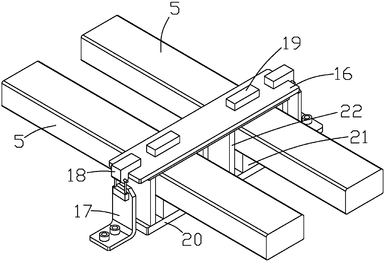 Municipal wastewater treatment device and method