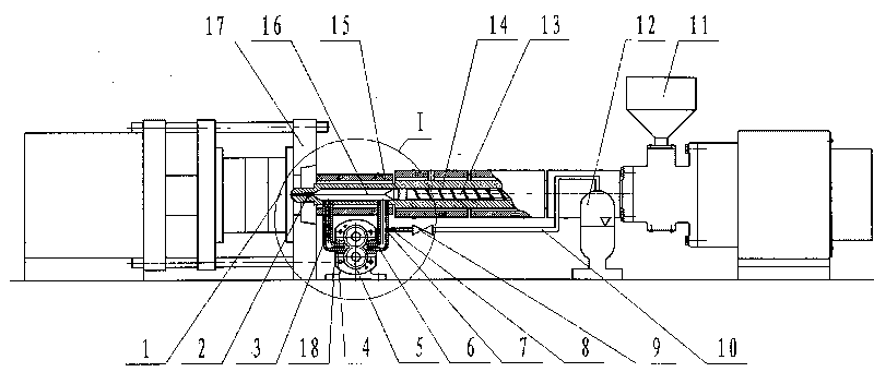 Micro-foam injection molding machine and molding process thereof