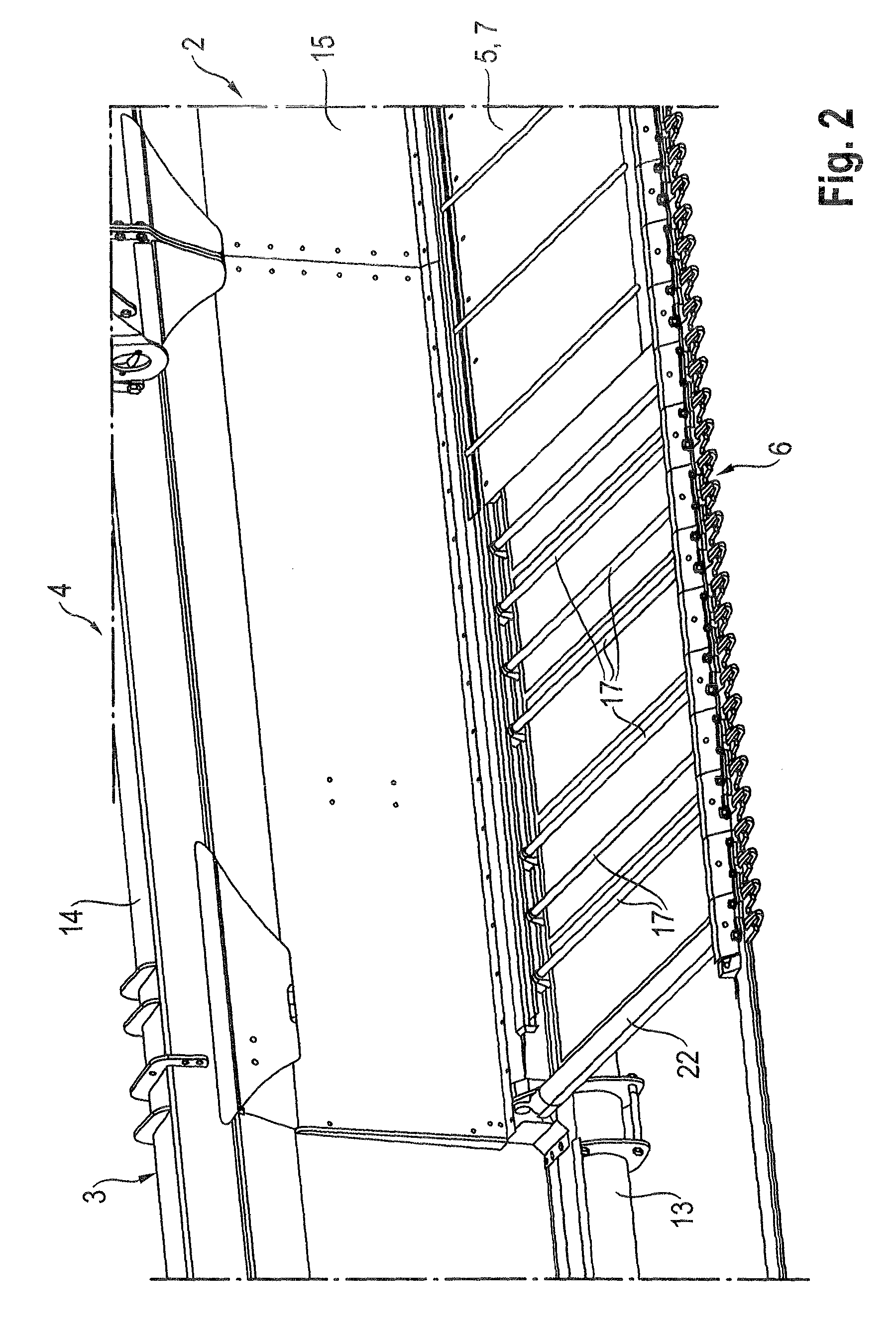 Header with a conveyor belt having conveyor belt supports configured for improved sealability